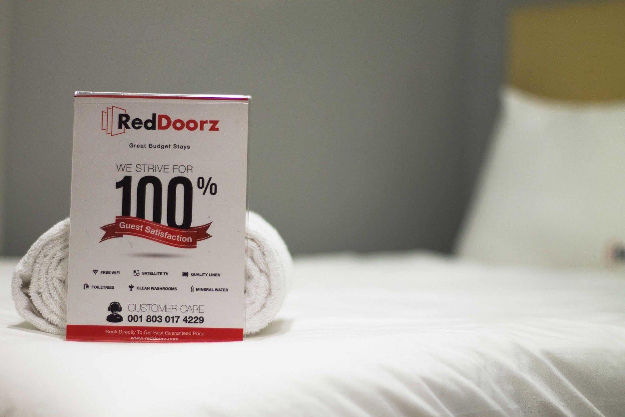 Reddoorz Apartment @ Green Pramuka Τζακάρτα Εξωτερικό φωτογραφία